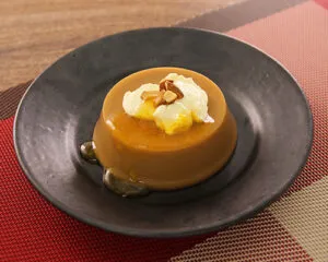 ミルクキャラメルクリームチーズオレンジソースがけ