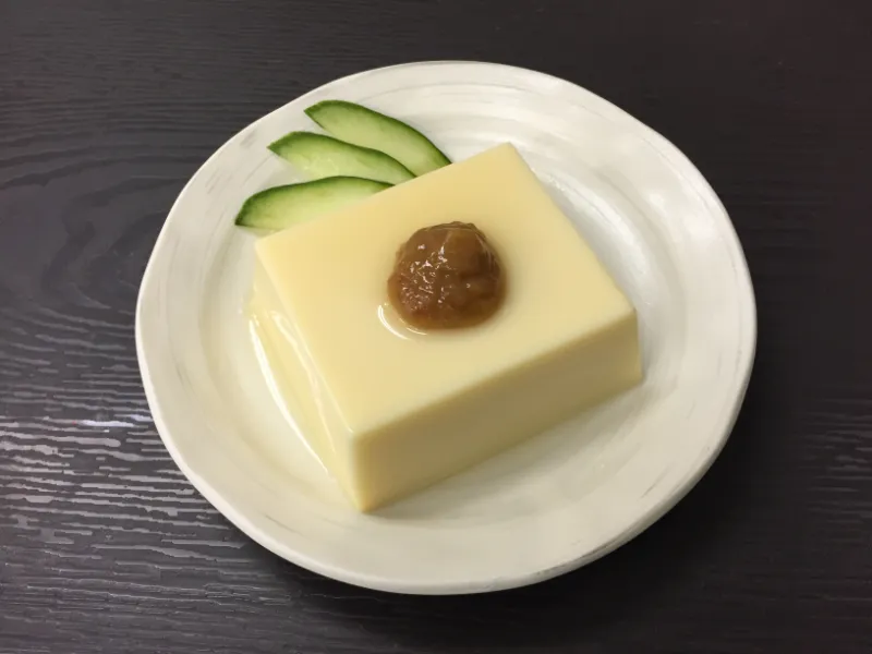 玉子どうふ★ねり梅添え